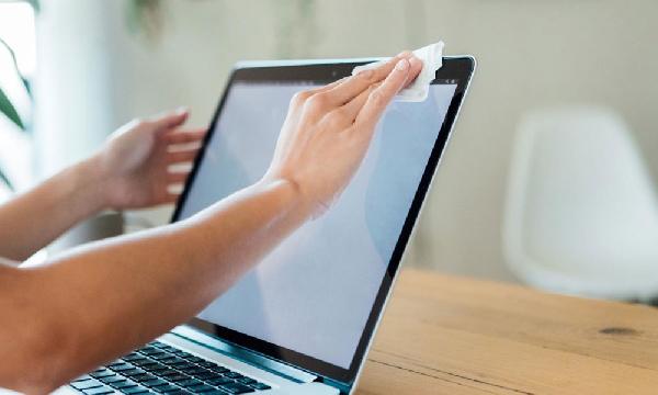 چگونه لپ تاپ خود را تمیز کنیم؟