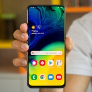 بررسی گوشی گلکسی A۸۰ سامسونگ: میان‌رده‌ای قدرتمند