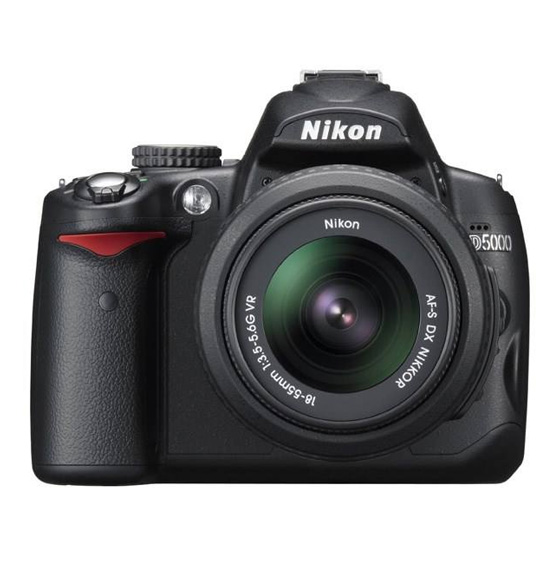 NIKON D5000 AF-S DX 18-55mm Digital Camera