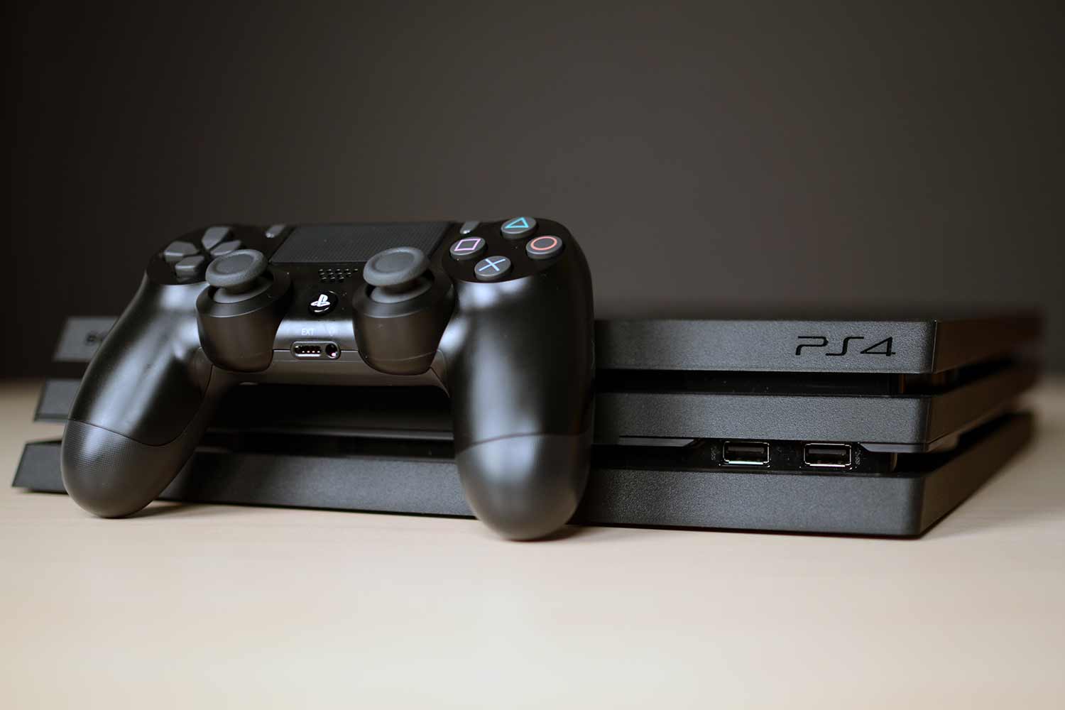 کنسول بازی سونی مدل Playstation 4 Pro