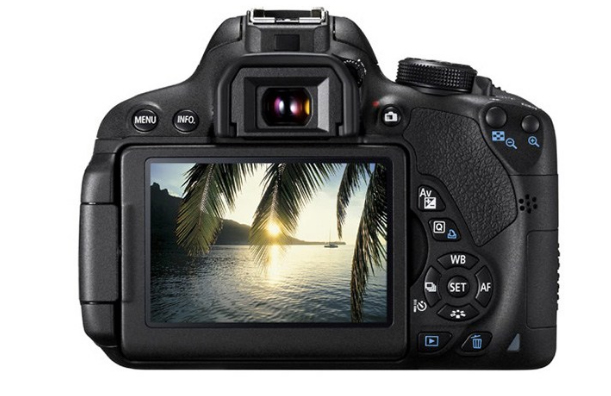 دوربین دیجیتال کانن مدل EOS 700D Kit 18-55mm IS STM