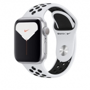 Apple Watch 5 GPS 40mm Silver Aluminum Case With Pure Platinum-Black Nike Sport Band